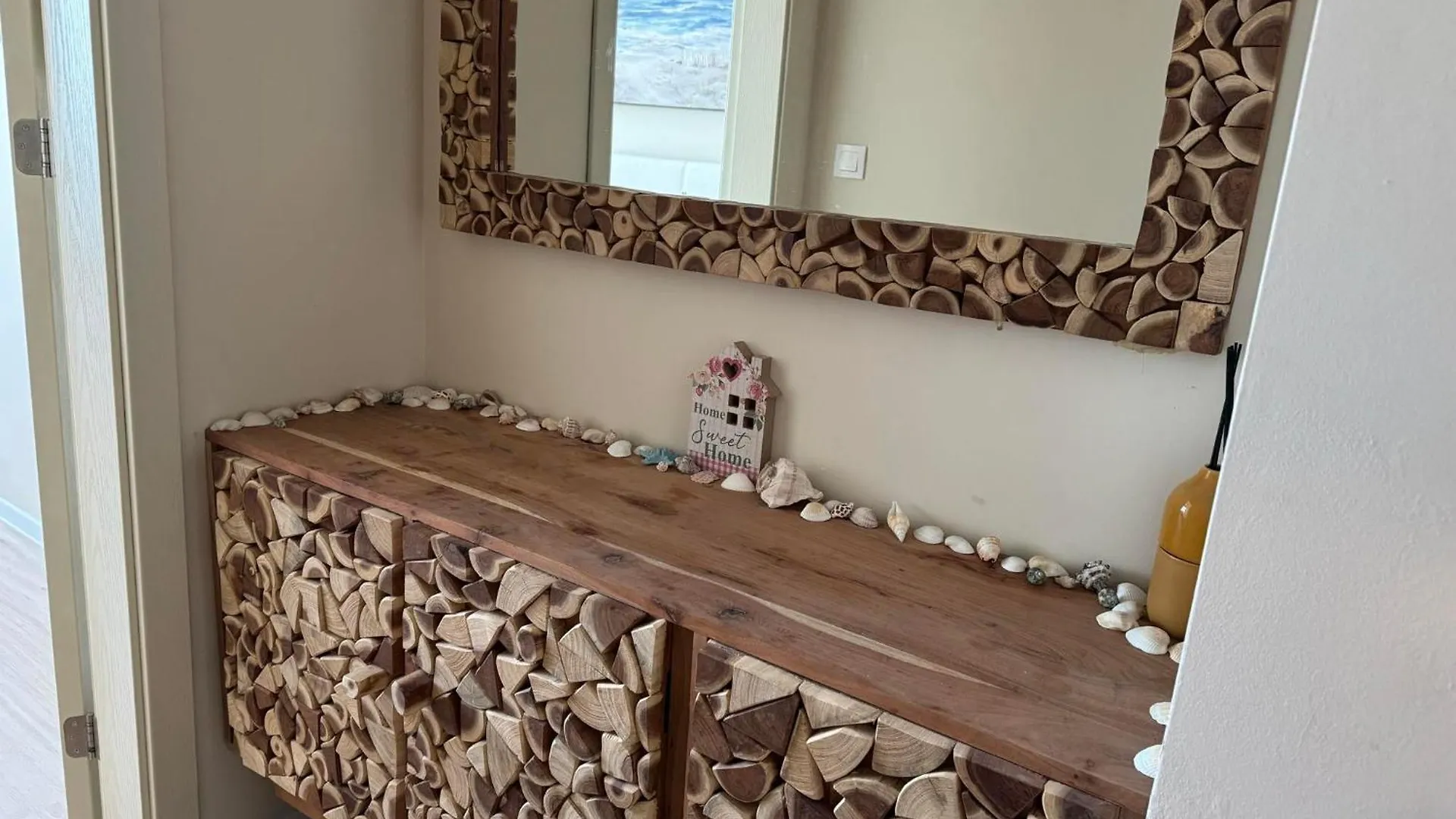 Апартамент Панорама Лазур Burgas Apartment
